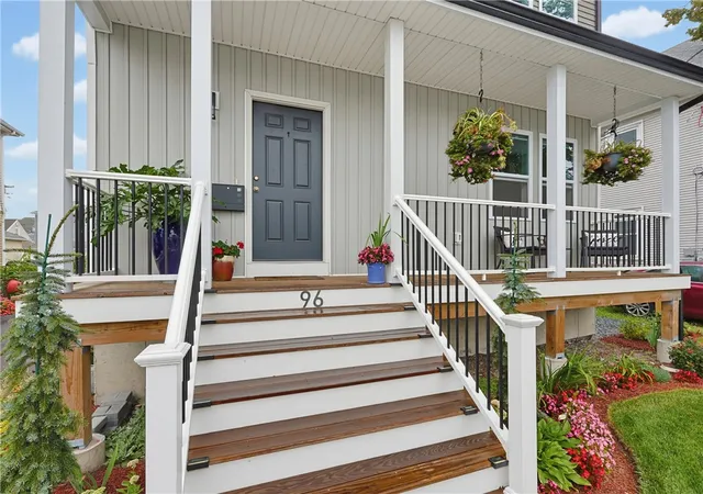 Photo 3 of Single family home for sale at 96 Carter Ave, Pawtucket, RI 02861 | MLS# 1422511 | Listing updated on 2026-09-15