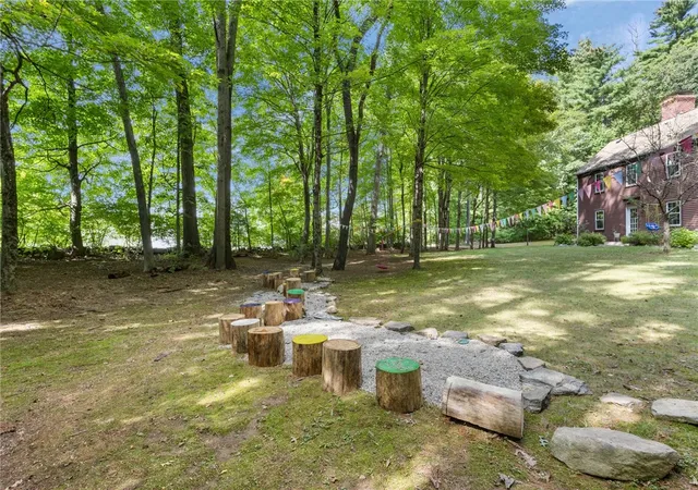 Photo 3 of Single family home for sale at 15 Paine District Rd, Woodstock, CT 06281 | MLS# 1422207 | Listing updated on 2026-09-15