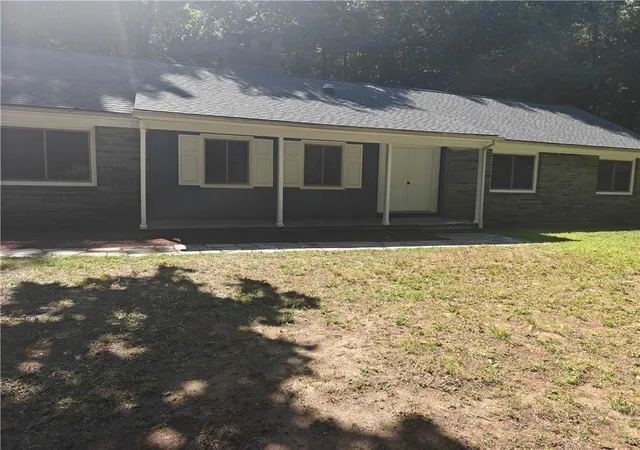 Photo 3 of Single family home for sale at 724 Greenville Ave, Johnston, RI 02919 | MLS# 1420421 | Listing updated on 2026-09-15