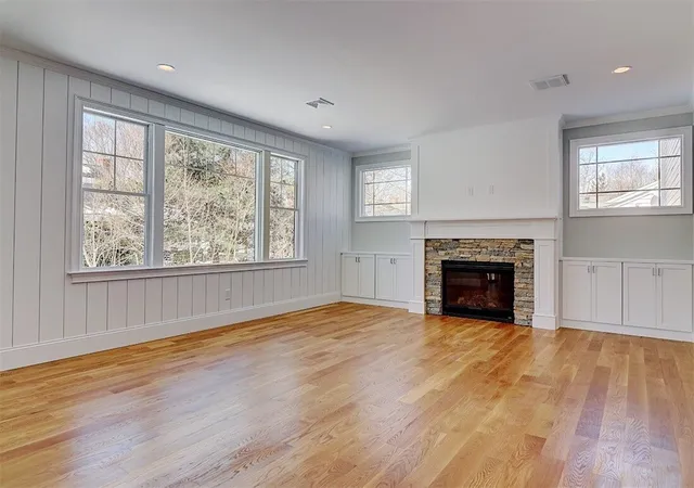 Photo 4 of Single family home for sale at 95 N Woods Trl, Wakefield, RI 02879 | MLS# 1422424 | Listing updated on 2026-09-05
