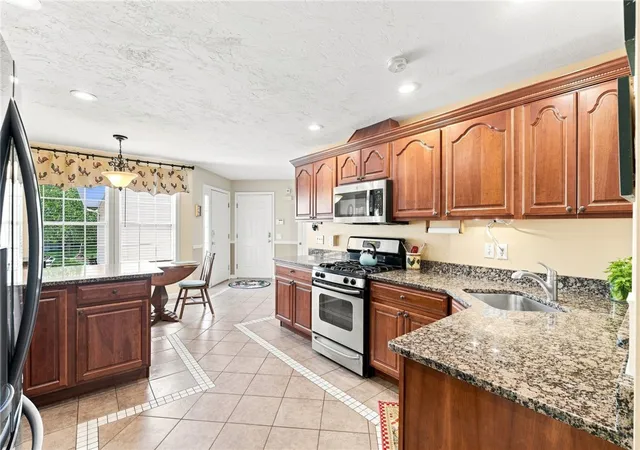 Photo 4 of Condo for sale at 61 Alpine Way, Slatersville, RI 02876 | MLS# 1422558 | Listing updated on 2026-09-12