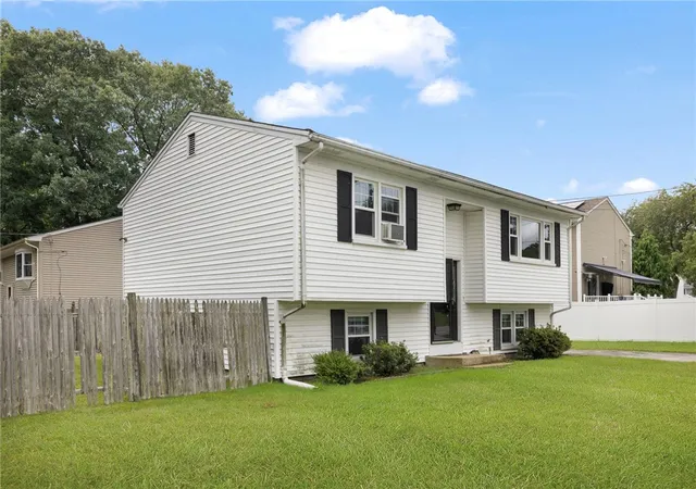 Photo 3 of Sale Pending at 16 Dresden St, Cranston, RI 02910 | MLS# 1422477 | Listing updated on 2026-09-20