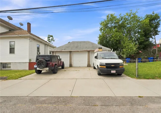 Photo 2 of Sale Pending at 175 Walcott St, Pawtucket, RI 02860 | MLS# 1422589 | Listing updated on 2026-09-21