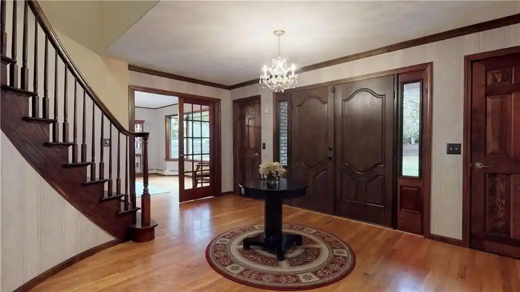 Photo 3 of Single family home for sale at 48 Saint George Ct, Warwick, RI 02888 | MLS# 1422518 | Listing updated on 2026-10-27