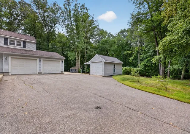 Photo 3 of Single family home for sale at 797 Joslin Rd, Harrisville, RI 02830 | MLS# 1422073 | Listing updated on 2026-09-21
