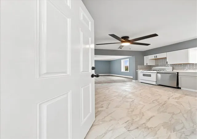 Photo 3 of Single family home for sale at 40 Sherwood St, Providence, RI 02908 | MLS# 1422638 | Listing updated on 2026-10-16