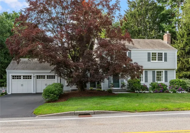 Photo 2 of Single family home for sale at 419 Nayatt Rd, Barrington, RI 02806 | MLS# 1422575 | Listing updated on 2026-09-19