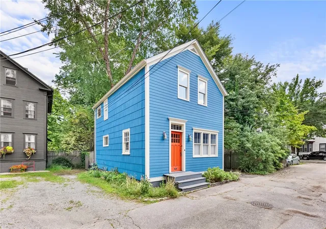 Photo 3 of Sale Pending at 4 Theresa Ct, Providence, RI 02909 | MLS# 1422633 | Listing updated on 2026-09-21