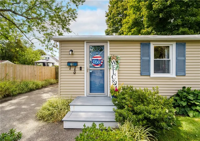 Photo 3 of Single family home for sale at 61 Logan St, Warwick, RI 02889 | MLS# 1422402 | Listing updated on 2026-09-20