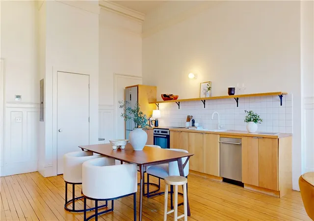 Photo 4 of Condo for sale at 225 Weybosset St #12, Providence, RI 02903 | MLS# 1422672 | Listing updated on 2026-09-19