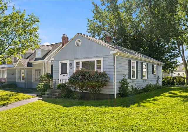 Photo 2 of Single family home for sale at 274 Whitford Ave, Providence, RI 02908 | MLS# 1422698 | Listing updated on 2026-09-12