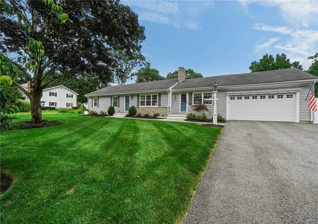 Photo 2 of Single family home for sale at 39 Rolling Acres Dr, Cumberland, RI 02864 | MLS# 1422660 | Listing updated on 2026-09-21