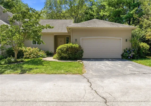 Photo 1 of Condo for sale at 170 Pine Glen Dr, East Greenwich, RI 02818 | MLS# 1422745 | Listing updated on 2026-09-14