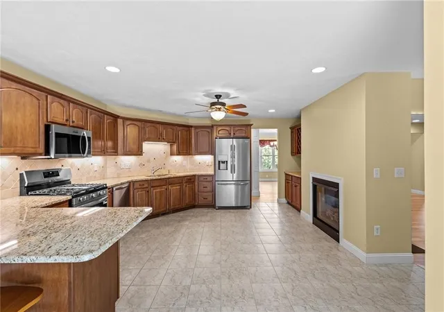 Photo 4 of Single family home for sale at 125 West Rd, Cumberland, RI 02864 | MLS# 1422766 | Listing updated on 2026-09-10