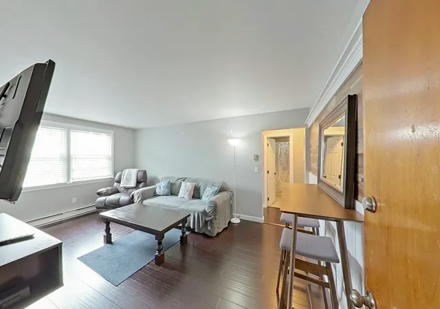 Photo 3 of Sale Pending at 45 Hammond St #3, Newport, RI 02840 | MLS# 1422797 | Listing updated on 2026-09-29