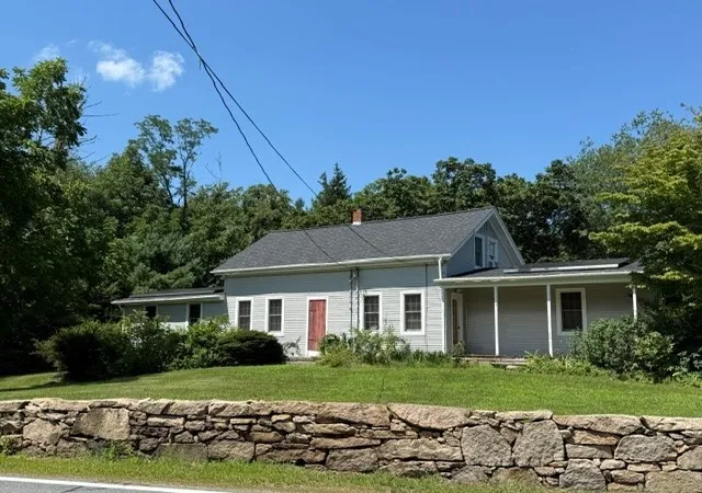 Photo 1 of Single family home for sale at 2447 Division Rd, East Greenwich, RI 02818 | MLS# 1422441 | Listing updated on 2026-09-13