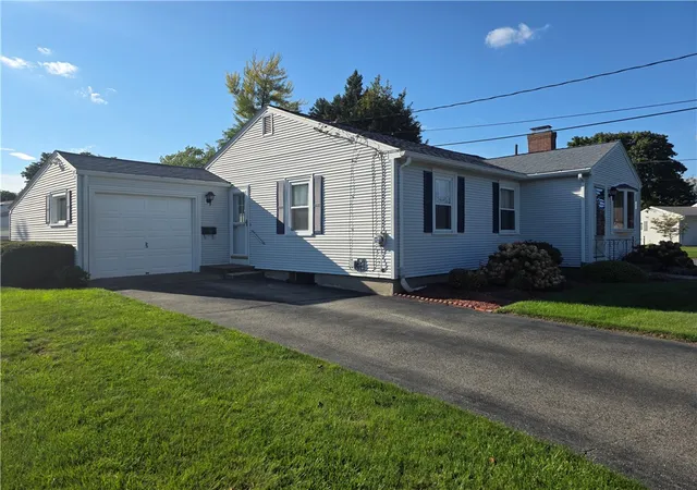 Single family home for sale at 59 Ferncrest Dr, Pawtucket, RI 02861 | MLS# 1422648