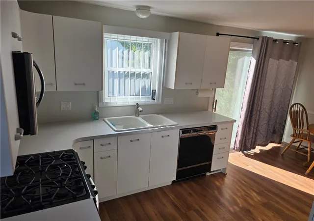 Photo 3 of Single family home for sale at 59 Ferncrest Dr, Pawtucket, RI 02861 | MLS# 1422648 | Listing updated on 2026-09-14