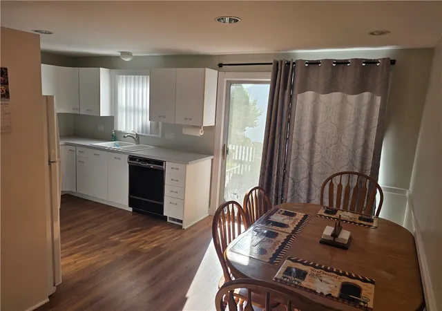 Photo 4 of Single family home for sale at 59 Ferncrest Dr, Pawtucket, RI 02861 | MLS# 1422648 | Listing updated on 2026-09-14