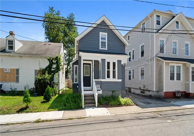Photo 2 of Sale Pending at 59 Vandewater St, Providence, RI 02908 | MLS# 1421994 | Listing updated on 2026-10-19