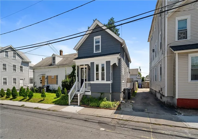 Photo 3 of Sale Pending at 59 Vandewater St, Providence, RI 02908 | MLS# 1421994 | Listing updated on 2026-10-19
