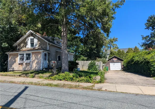 Photo 1 of Sale Pending at 9 Allen Ave, Wakefield, RI 02879 | MLS# 1422819 | Listing updated on 2026-10-05