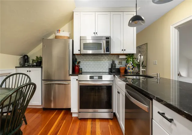 Photo 3 of Condo for sale at 510 Wickenden St #3, Providence, RI 02903 | MLS# 1421744 | Listing updated on 2026-09-27