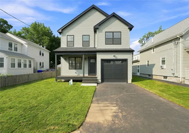 Photo 2 of Single family home for sale at 135 Owen Ave, Pawtucket, RI 02860 | MLS# 1422838 | Listing updated on 2026-09-13