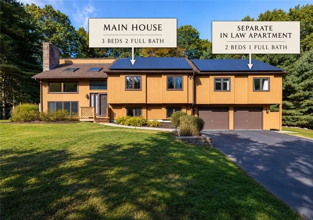 Photo 2 of Single family home for sale at 8 Robin Dr, North Kingstown, RI 02852 | MLS# 1422839 | Listing updated on 2026-09-11
