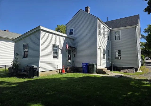 Photo 3 of Multi family home for sale at 421 High St, Bristol, RI 02809 | MLS# 1422725 | Listing updated on 2026-09-23