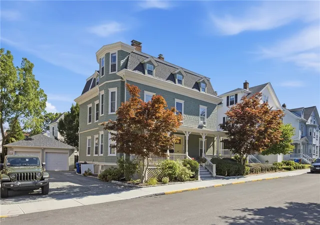 Photo 2 of Condo for sale at 8 Everett St #3, Newport, RI 02840 | MLS# 1422863 | Listing updated on 2026-09-12
