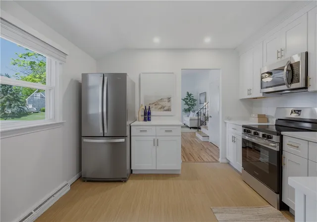 Photo 2 of Single family home for sale at 117 Canonchet Dr, Portsmouth, RI 02871 | MLS# 1422701 | Listing updated on 2026-09-12