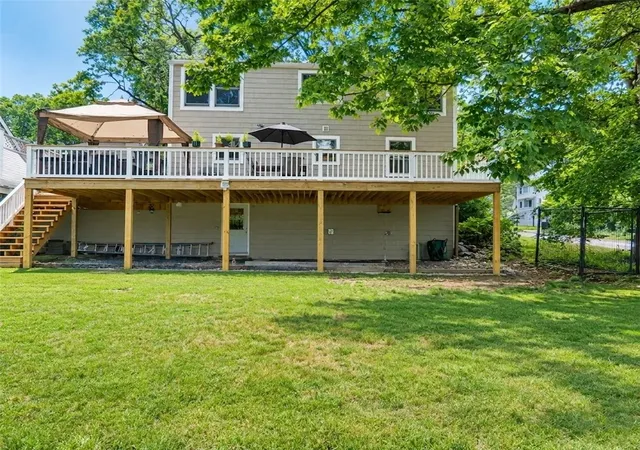 Photo 3 of Sale Pending at 4 Triton Dr, Saunderstown, RI 02874 | MLS# 1422809 | Listing updated on 2026-09-28