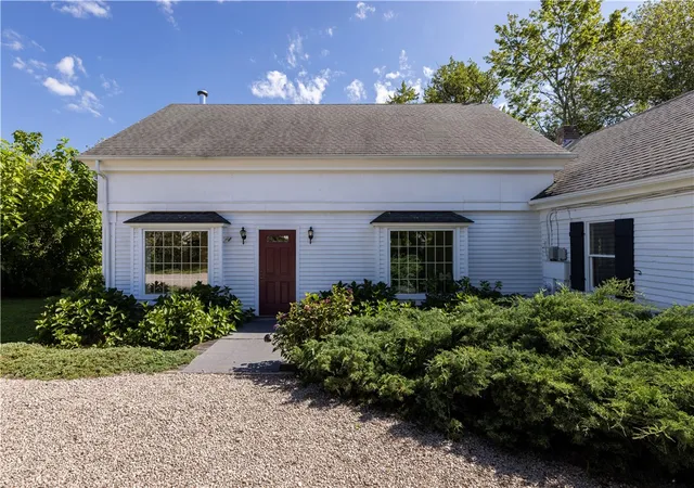 Photo 3 of Single family home for sale at 4202 Old Post Rd, Charlestown, RI 02813 | MLS# 1422908 | Listing updated on 2026-09-09