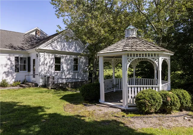 Photo 4 of Single family home for sale at 4202 Old Post Rd, Charlestown, RI 02813 | MLS# 1422908 | Listing updated on 2026-09-09