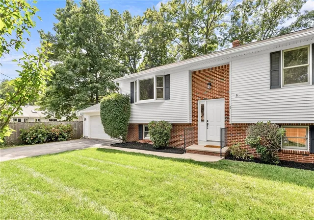 Photo 3 of Sale Pending at 2 Ryan Ln, North Providence, RI 02911 | MLS# 1422923 | Listing updated on 2026-10-04