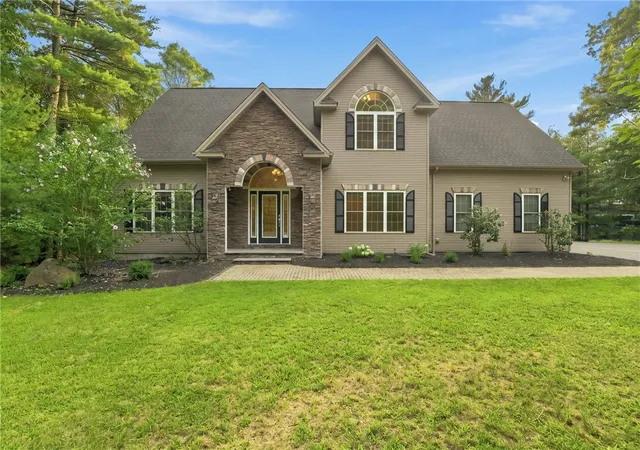 Photo 1 of Single family home for sale at 57 Clb House Rd, Coventry, RI 02816 | MLS# 1422917 | Listing updated on 2026-10-05