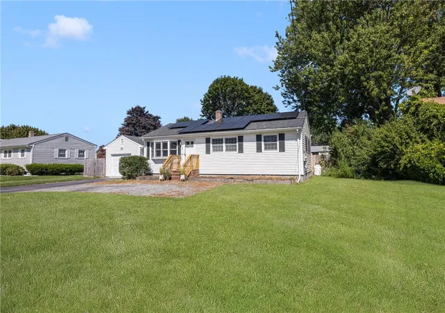 Photo 2 of Single family home for sale at 7 Namquid Dr, Middletown, RI 02842 | MLS# 1419997 | Listing updated on 2026-09-12