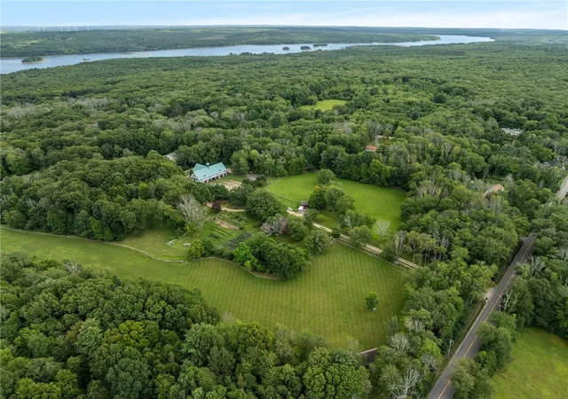 Photo 1 of Single family home for sale at 150 Trimtown Rd, North Scituate, RI 02857 | MLS# 1422945 | Listing updated on 2026-09-10