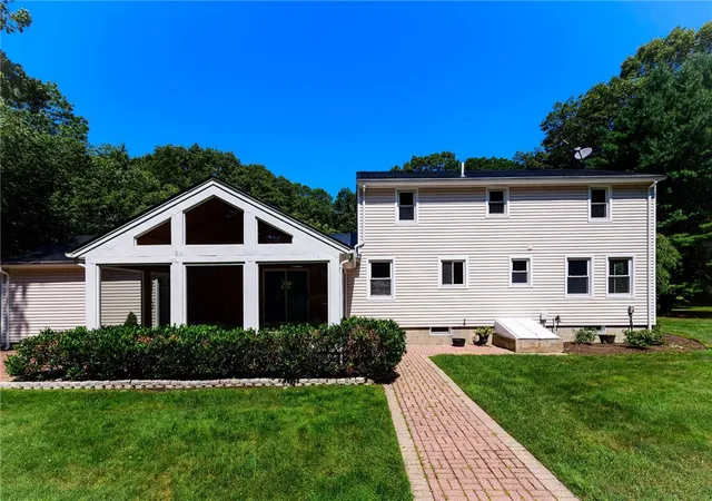 Photo 3 of Single family home for sale at 680 Fletcher Rd, North Kingstown, RI 02852 | MLS# 1422952 | Listing updated on 2026-10-04