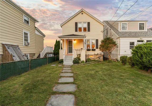 Photo 3 of Single family home for sale at 45 Cedar Ave, Portsmouth, RI 02871 | MLS# 1422625 | Listing updated on 2026-10-16