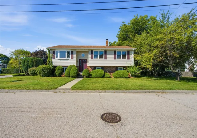 Photo 1 of Single family home for sale at 45 Palmer Ave, Cranston, RI 02920 | MLS# 1422974 | Listing updated on 2026-09-10