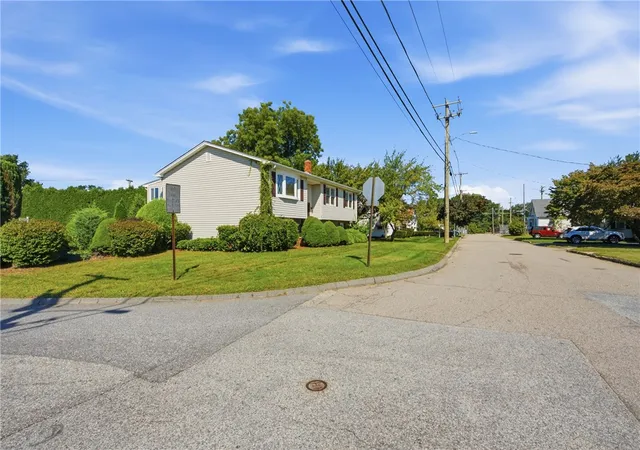 Photo 2 of Single family home for sale at 45 Palmer Ave, Cranston, RI 02920 | MLS# 1422974 | Listing updated on 2026-09-10