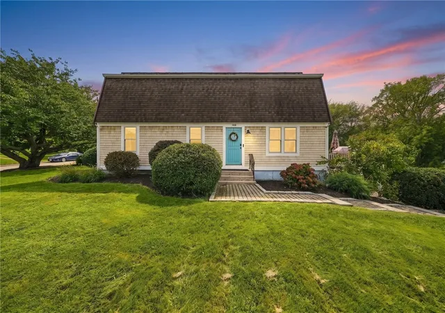 Photo 2 of Single family home for sale at 185 Kearns Ave, Tiverton, RI 02878 | MLS# 1422914 | Listing updated on 2026-10-03