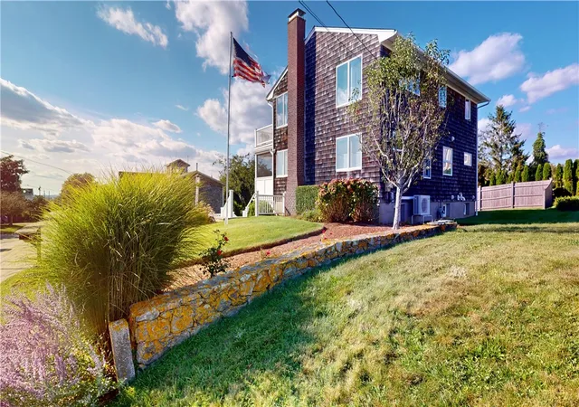 Photo 4 of Single family home for sale at 63 Saltaire Ave, Narragansett, RI 02882 | MLS# 1422781 | Listing updated on 2026-10-07