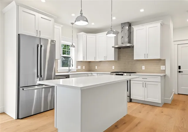 Photo 2 of Single family home for sale at 26 Carpenter Ave, Barrington, RI 02806 | MLS# 1422677 | Listing updated on 2026-09-10