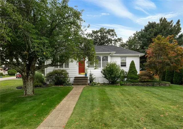 Photo 3 of Single family home for sale at 480 Church Ave, Warwick, RI 02889 | MLS# 1422967 | Listing updated on 2026-09-27