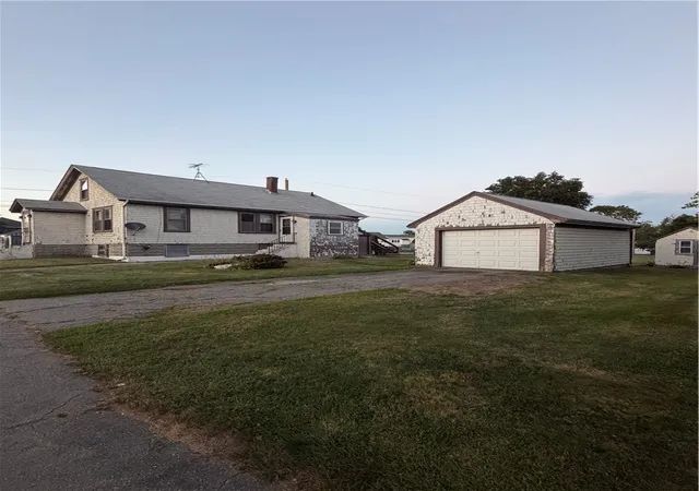 Photo 2 of Single family home for sale at 156 Stafford Rd, Tiverton, RI 02878 | MLS# 1423012 | Listing updated on 2026-09-12