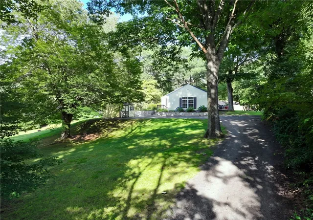 Photo 1 of Single family home for sale at 2956 Hartford Ave, Johnston, RI 02919 | MLS# 1423066 | Listing updated on 2026-09-14
