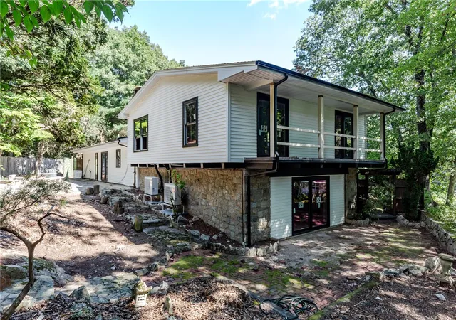 Photo 2 of Single family home for sale at 381 Angell Rd, Lincoln, RI 02865 | MLS# 1420991 | Listing updated on 2026-09-11